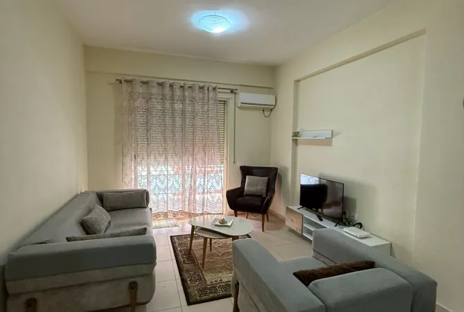 Shtepi me qera 1+1 ne Tirane - 450 Euro