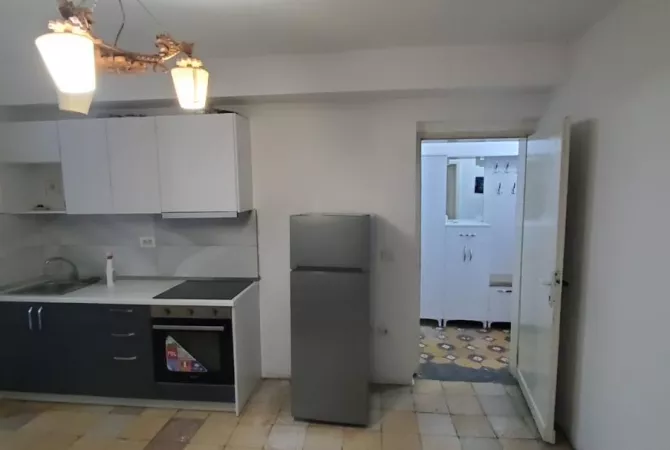 House for Rent 1+1 in Tirana - 400 Euro