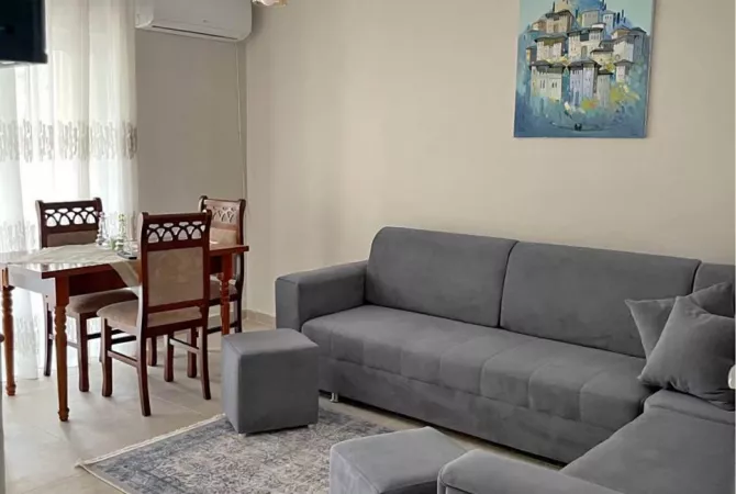 Shtepi me qera 3+1 ne Tirane - 750 Euro