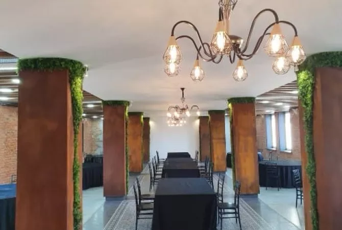 Business Property for Rent 3+1 in Tirana - 2,000 Euro