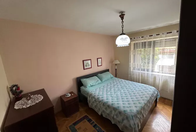 Shtepi me qera 1+1 ne Tirane - 550 Euro