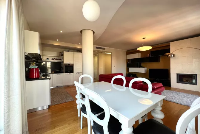 Shtepi me qera 2+1 ne Tirane - 1,600 Euro