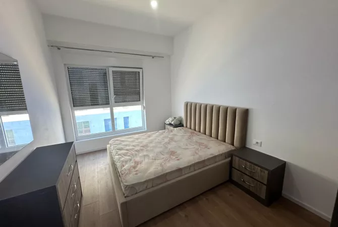 Shtepi me qera 1+1 ne Tirane - 450 Euro