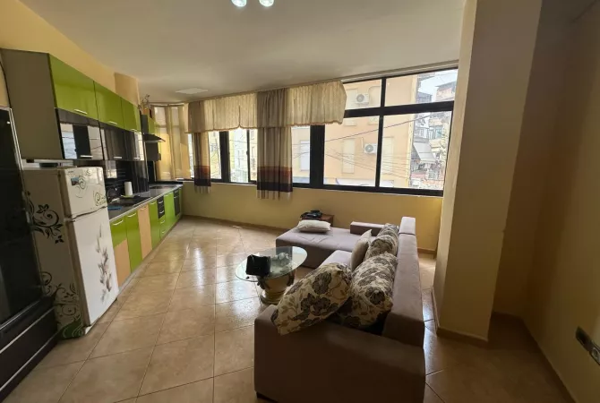 Shtepi ne shitje 1+1 ne Tirane - 140,000 Euro