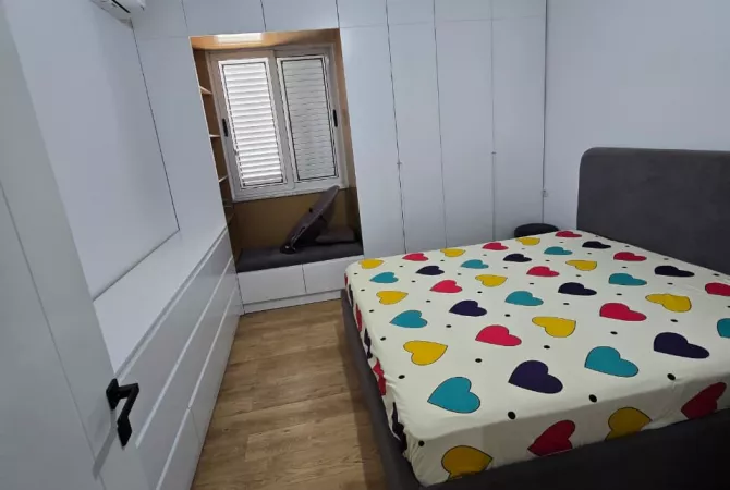 Shtepi me qera 2+1 ne Tirane - 50,000 Leke