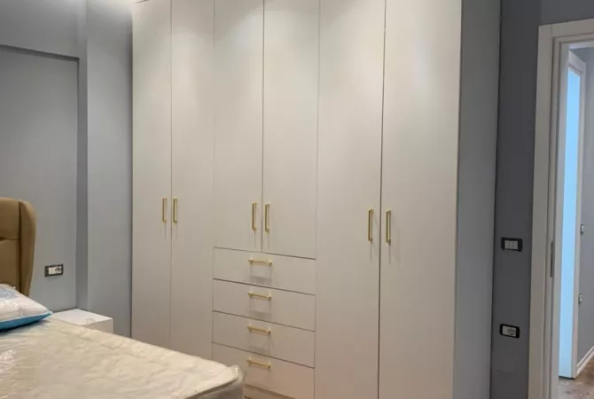 Shtepi me qera 2+1 ne Tirane - 700 Euro