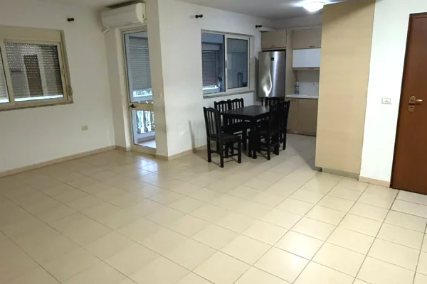 Shtepi ne shitje 2+1 ne Tirane - 105,000 Euro