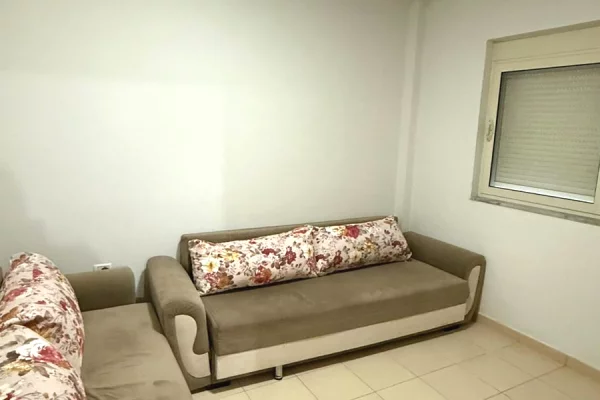 Shtepi ne shitje 2+1 ne Tirane - 105,000 Euro