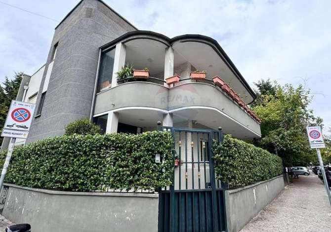 Ambient biznesi me qera 3+1 ne Tirane - 1,500 Euro