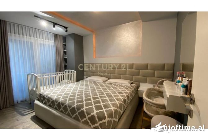 Shtepi ne shitje 2+1 ne Tirane - 240,000 Euro