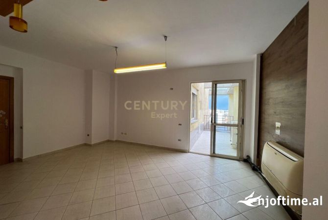 Shtepi ne shitje 2+1 ne Tirane - 165,000 Euro