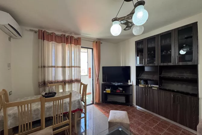 Shtepi ne shitje 1+1 ne Tirane - 73,000 Euro