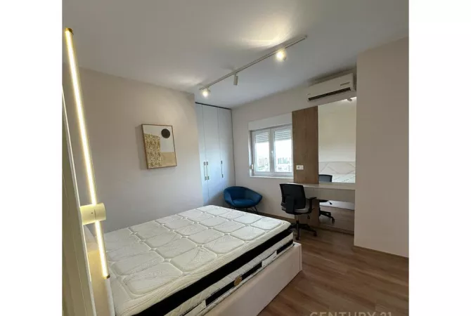 Shtepi me qera 2+1 ne Tirane - 850 Euro