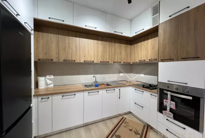 Shtepi me qera 2+1 ne Tirane - 550 Euro