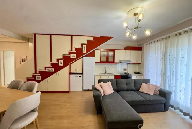 Shtepi me qera 2+1 ne Tirane - 850 Euro
