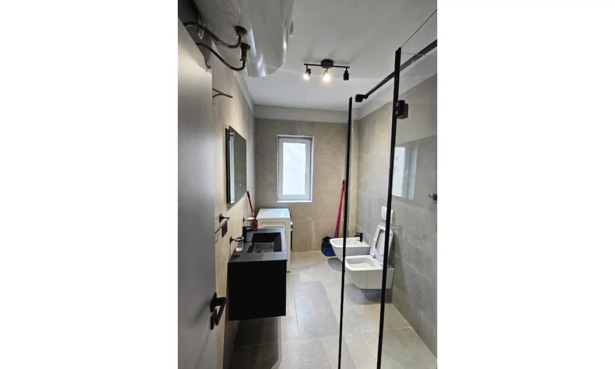 Apartment for rent in Tirana 3+1, In Part