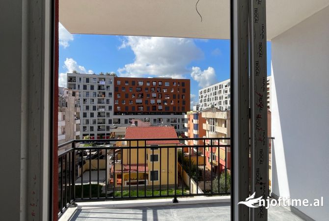 Shtepi ne shitje Apartament ne Tirane, 2+1, Mobilimi Bosh, pa mobiluar, Pagesa 185,000  Euro.