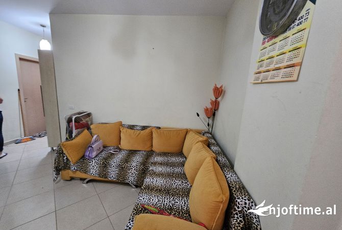 Shtepi me qera 1+1 ne Tirane - 320 Euro