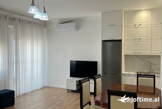 Shtepi me qera 1+1 ne Tirane - 400 Euro