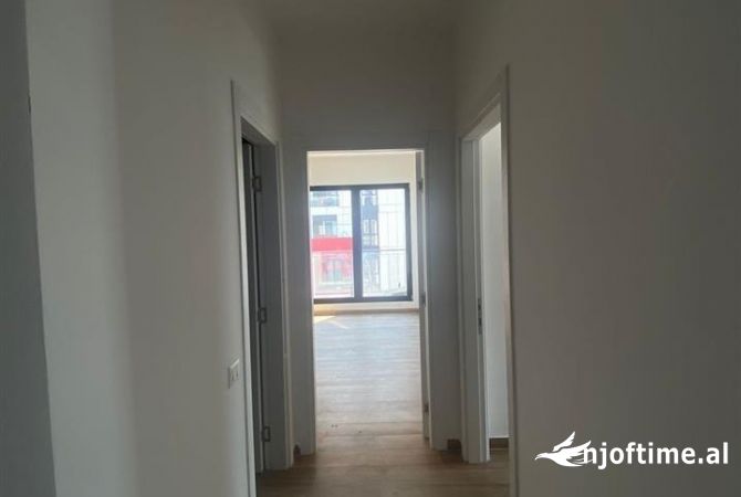 Shtepi me qera 2+1 ne Tirane - 550 Euro