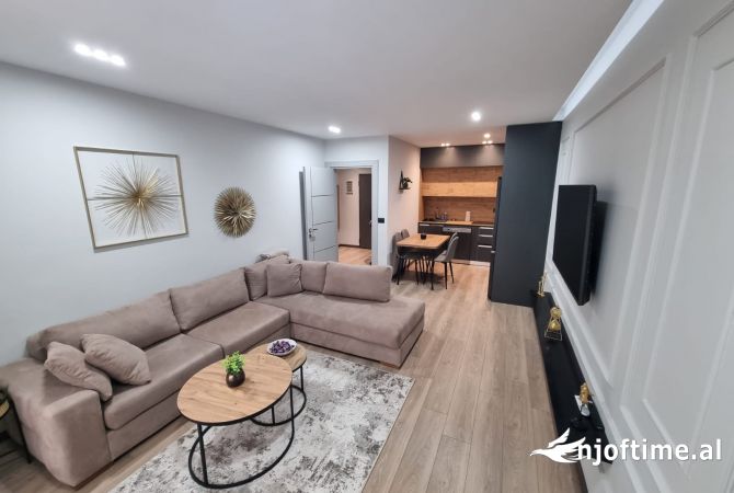 Shtepi me qera 1+1 ne Tirane - 1,000 Euro