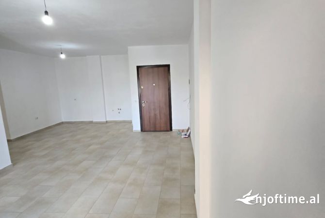 Shtepi ne shitje 2+1 ne Tirane - 196,000 Euro