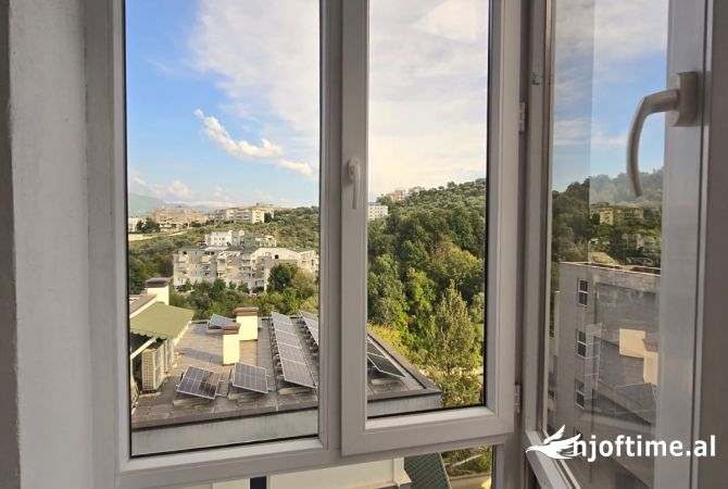 Shtepi ne shitje Apartament ne Tirane, 2+1, Mobilimi Bosh, pa mobiluar, Pagesa 196,000  Euro.