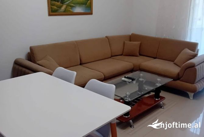 Shtepi me qera 1+1 ne Tirane - 500 Euro