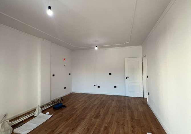 Shtepi ne shitje 2+1 ne Tirane - 165,000 Euro
