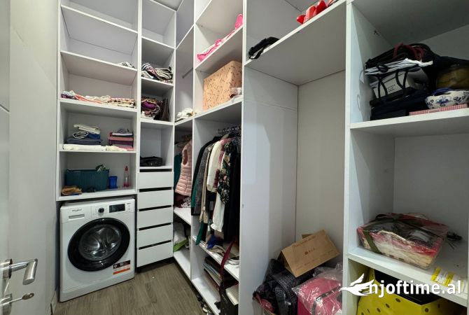 Shtepi me qera Apartament ne Tirane, 1+1, Mobilimi E mobiluar, Pagesa 800  Euro.