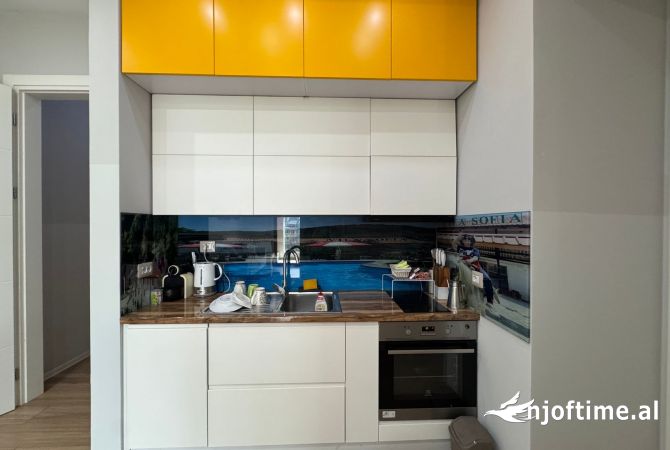 Shtepi me qera Apartament ne Tirane, 1+1, Mobilimi E mobiluar, Pagesa 800  Euro.