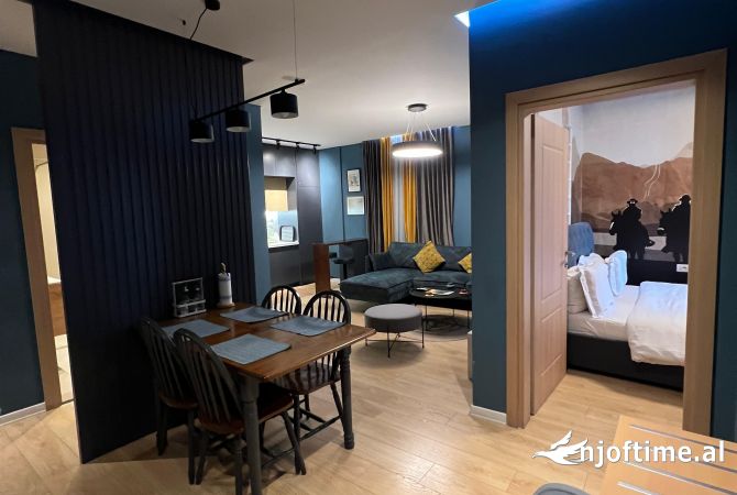 Shtepi me qera Apartament ne Tirane, 2+1, Mobilimi E mobiluar, Pagesa 1,000  Euro.