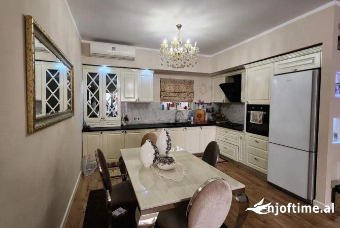 Shtepi me qera 2+1 ne Tirane - 500 Euro