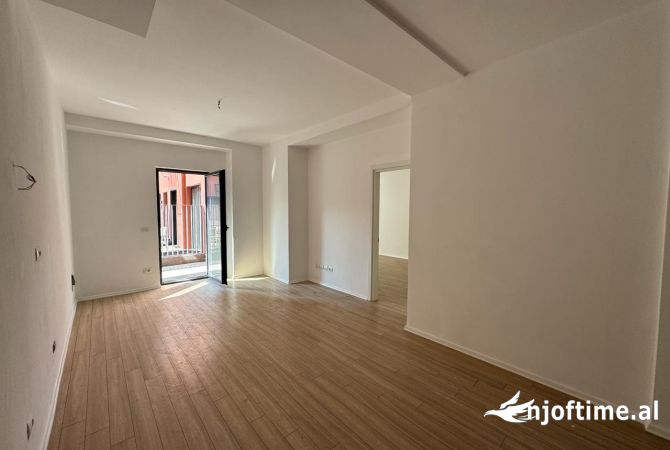 Shtepi me qera 1+1 ne Tirane - 700 Euro