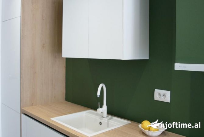 Shtepi me qera 1+1 ne Tirane - 750 Euro