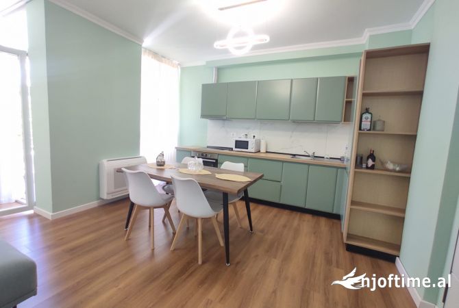 Shtepi me qera 2+1 ne Tirane - 700 Euro