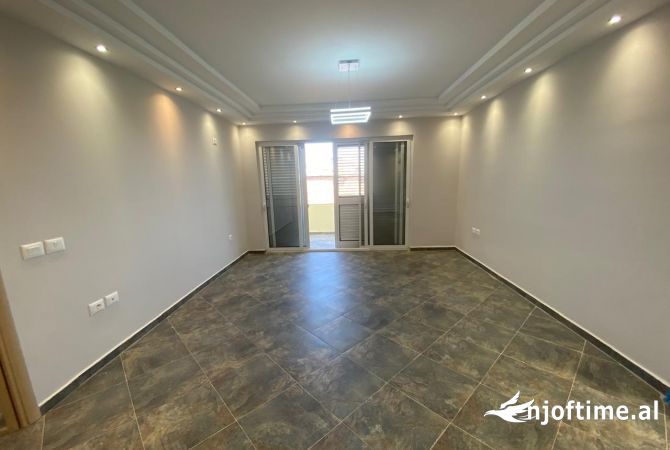 Shtepi ne shitje 3+1 ne Tirane - 150,000 Euro