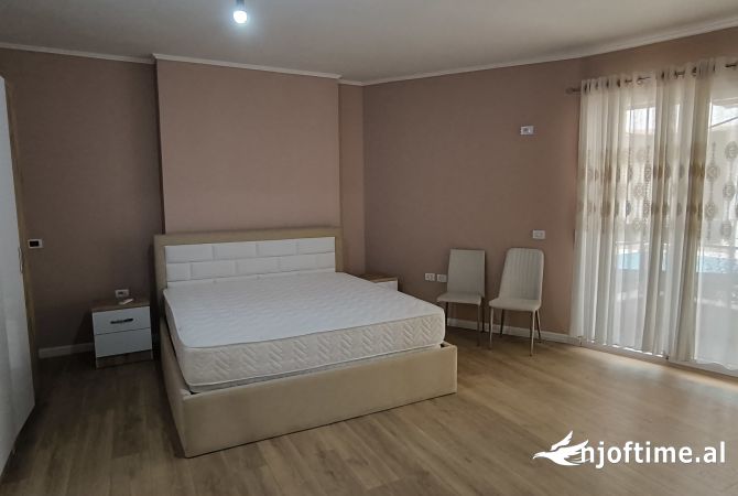Shtepi ne shitje 3+1 ne Tirane - 252,000 Euro