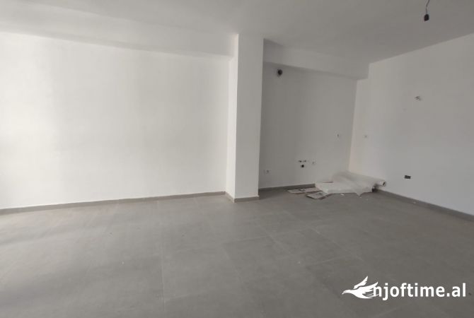 Shtepi ne shitje 1+1 ne Tirane - 94,000 Euro