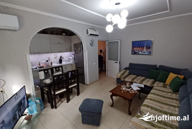 Shtepi ne shitje 1+1 ne Tirane - 124,000 Euro