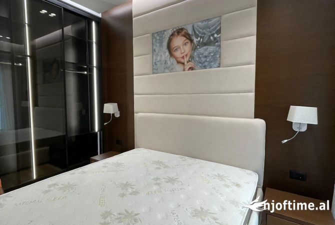 Shtepi me qera 1+1 ne Tirane - 950 Euro