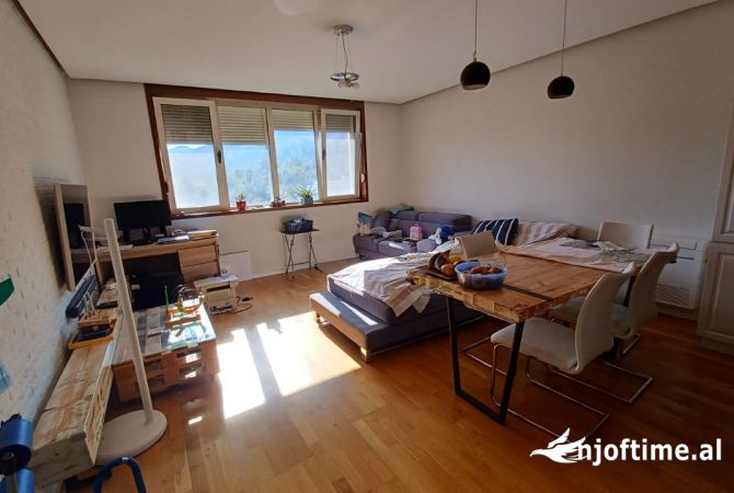 Shtepi ne shitje 2+1 ne Tirane - 240,000 Euro
