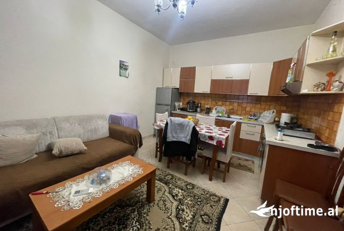 Shtepi ne shitje 2+1 ne Tirane - 280,000 Euro