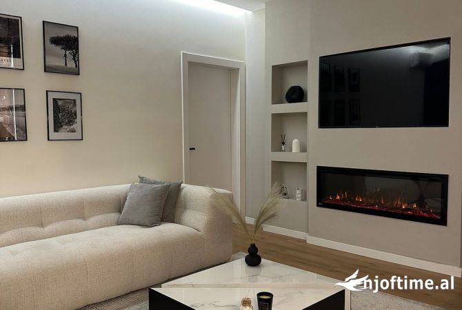 Shtepi ne shitje 2+1 ne Tirane - 240,000 Euro