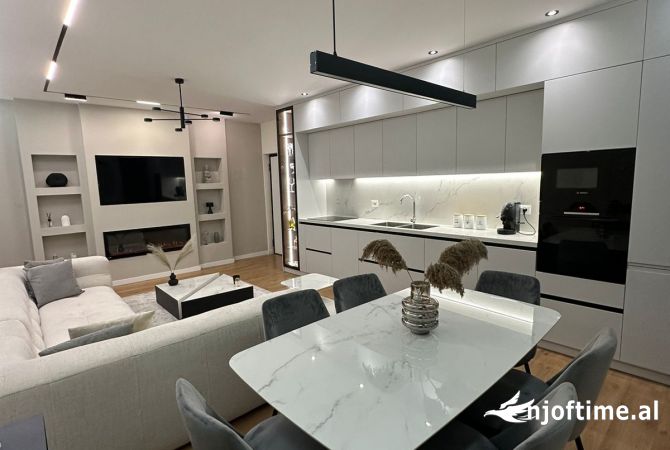 Shtepi ne shitje 2+1 ne Tirane - 240,000 Euro