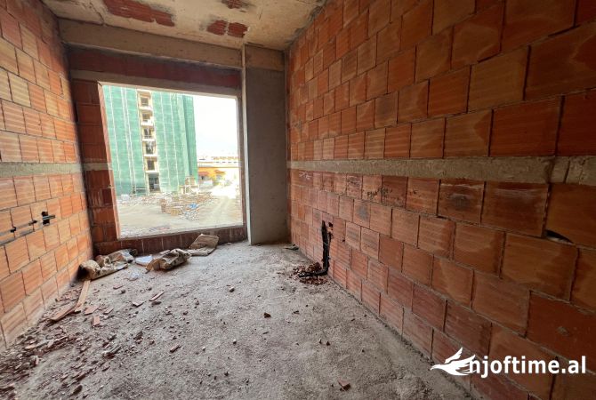 Shtepi ne shitje 2+1 ne Tirane - 215,000 Euro