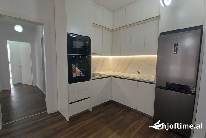 Shtepi me qera 2+1 ne Tirane - 550 Euro