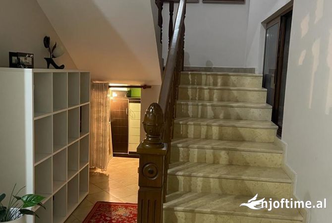 Shtepi ne shitje 2+1 ne Tirane - 294,000 Euro