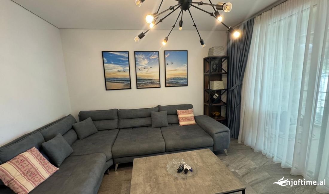 Shtepi ne shitje Apartament ne Durres, 1+1, Mobilimi E mobiluar, Pagesa 217,000  Euro.