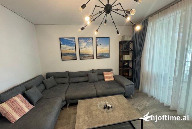 Ne Rezidencen San Pietro ne Gjirin e Lalezit, Shitet Super Apartament 1+1!!